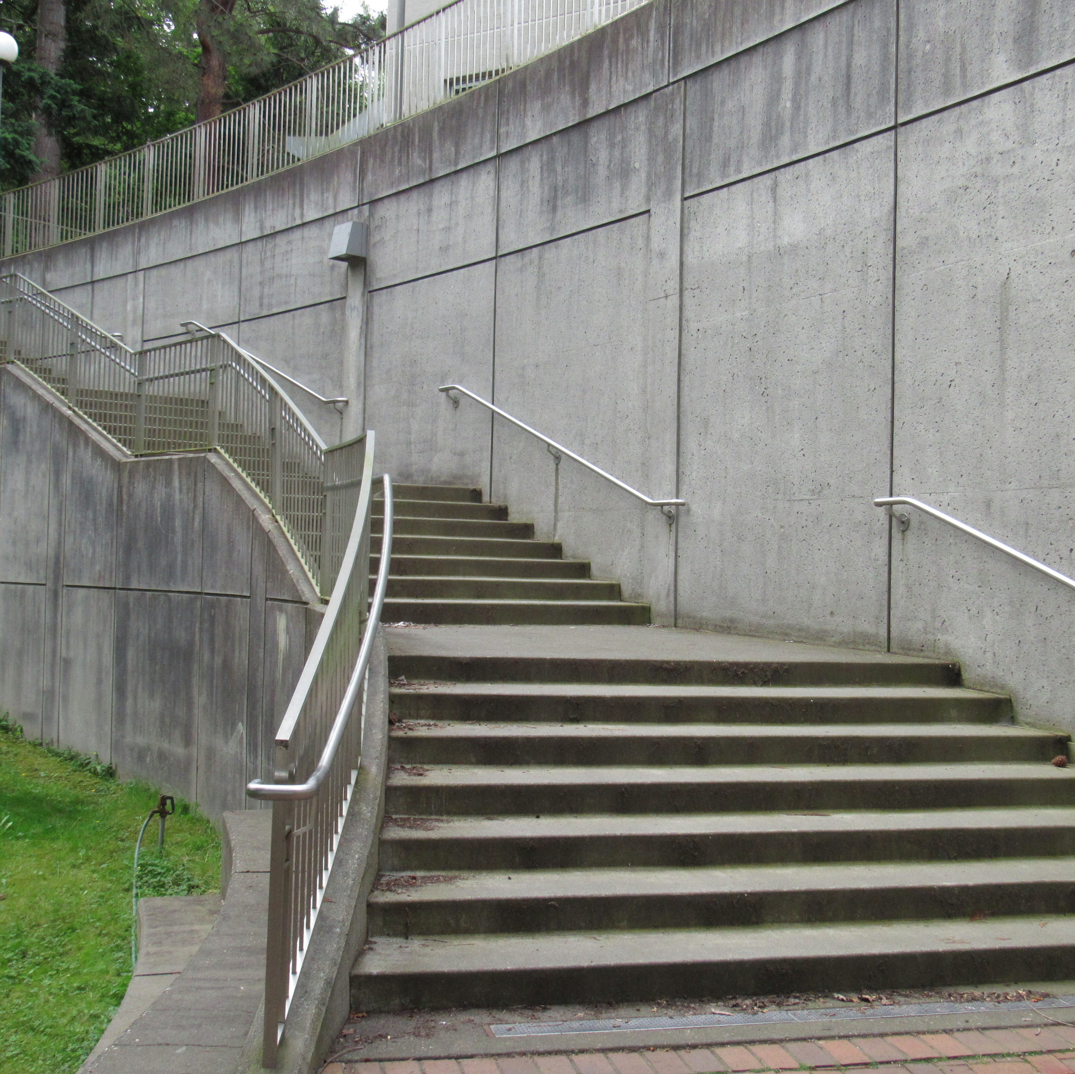 the concrete staircase on the outside of the SMATE building